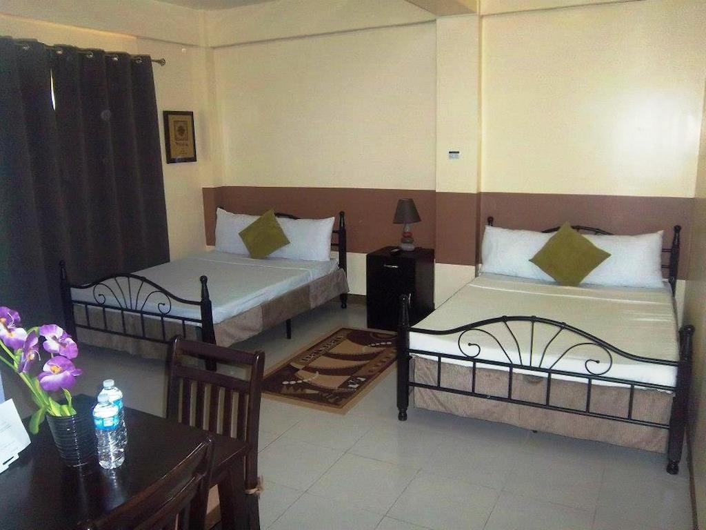 Hotel Cara Lipa City Room photo